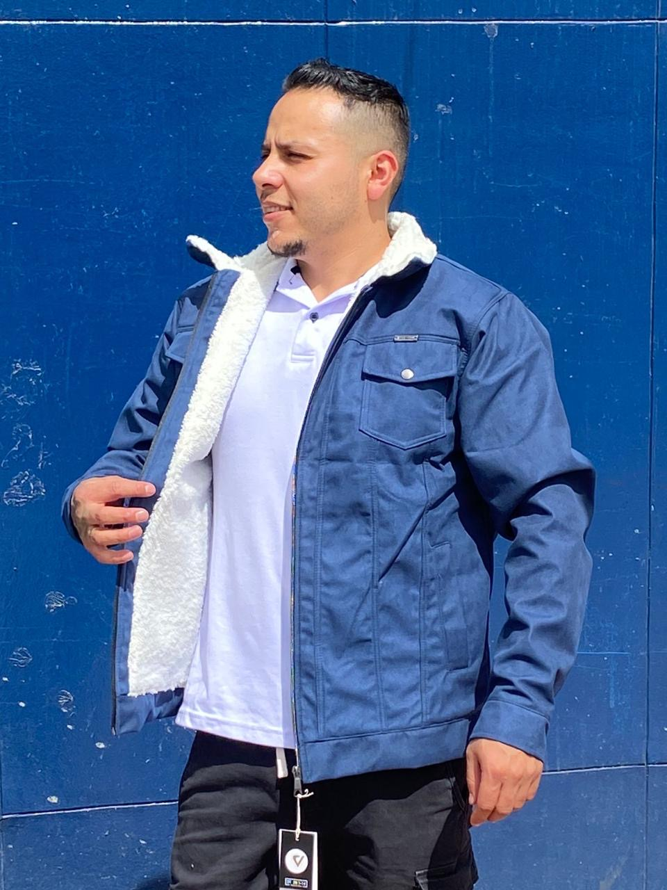 V105 tipo Levis para hombre